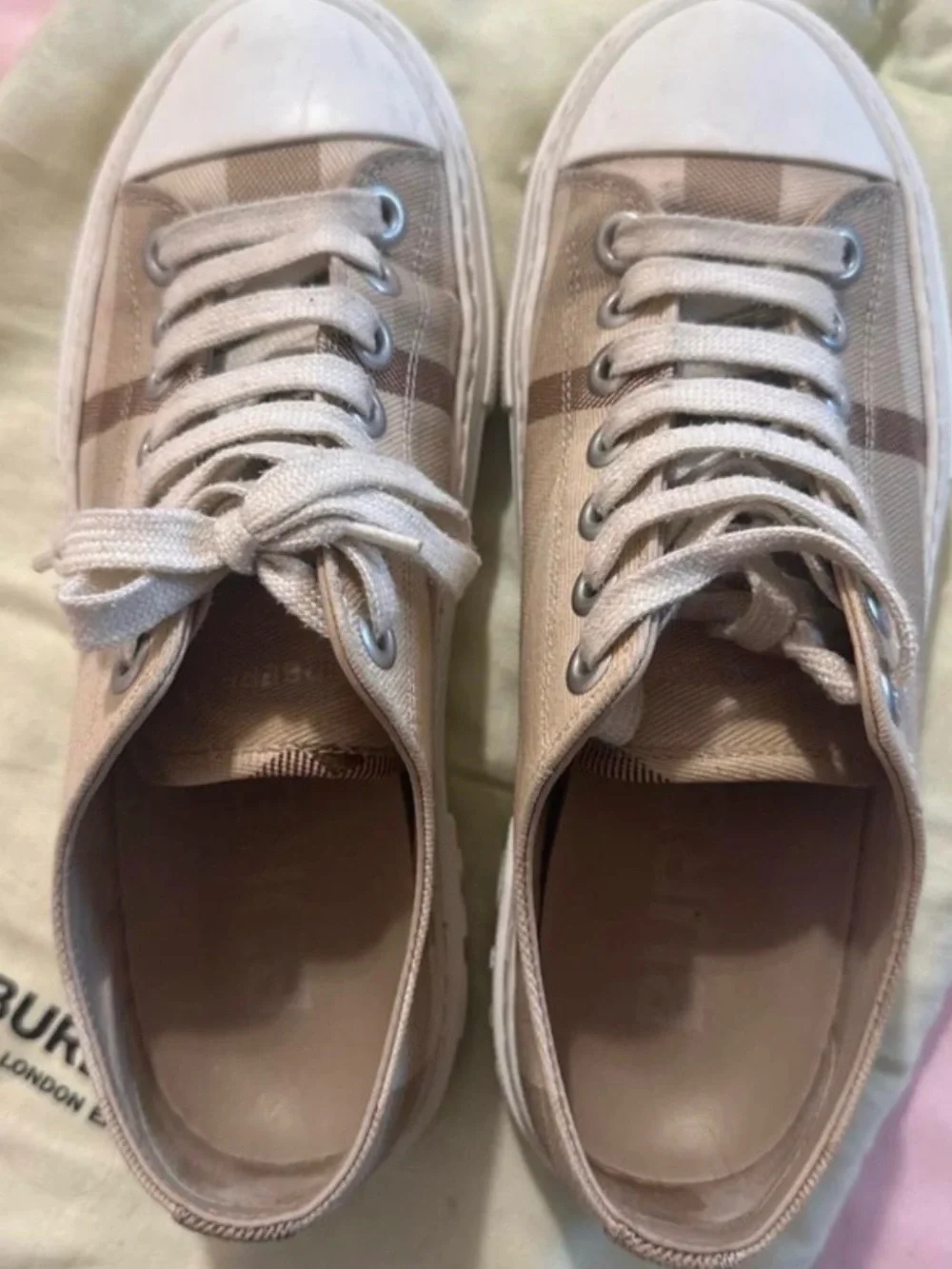 Burberry Soft Fawn Signature Check Low-Top Sneakers